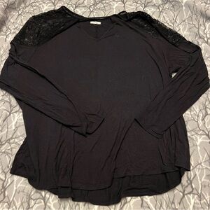 Maurices Lace Blouse Size 4